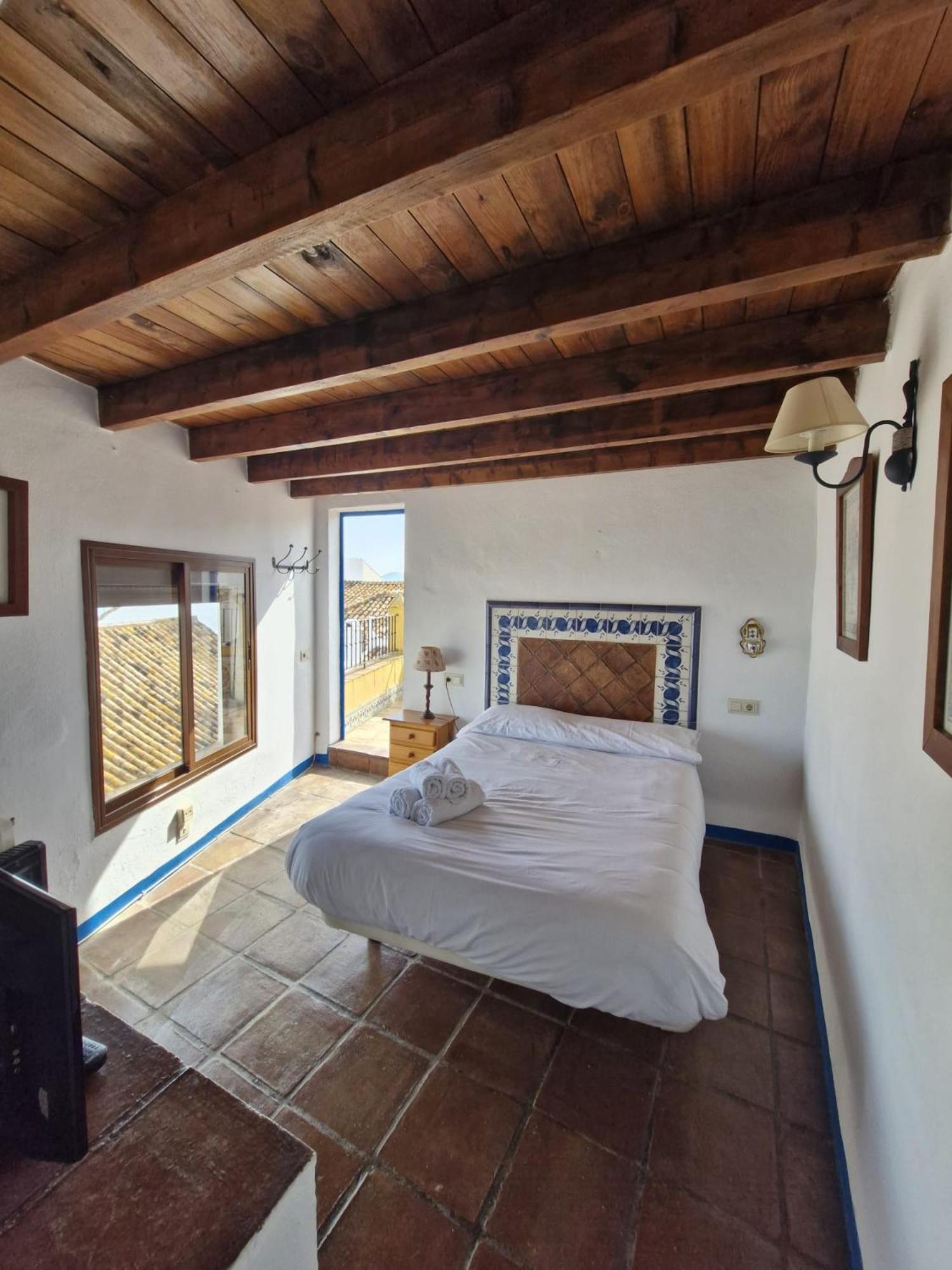 Hotel Rural Verde Oliva Comares Habitación foto